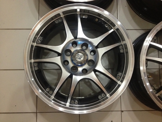 ขายแม็กซ์มือ2 ลาย AF ขอบ 15 4รู100/114 ราคา 5500 บาท ถูกๆๆๆๆ