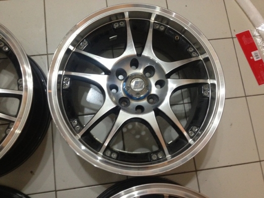 ขายแม็กซ์มือ2 ลาย AF ขอบ 15 4รู100/114 ราคา 5500 บาท ถูกๆๆๆๆ