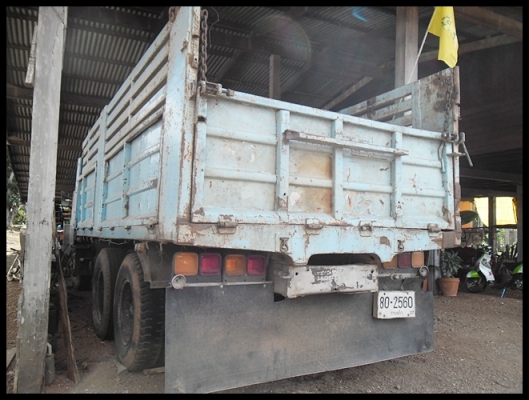 สิบล้อหัวยาว เพลาเดียวไม่ดั้ม สภาพสวยมากๆ