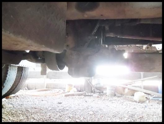 สิบล้อหัวยาว เพลาเดียวไม่ดั้ม สภาพสวยมากๆ