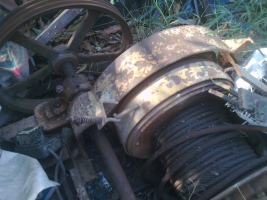 ขายวินซ์ ลิฟท์ขนส่งคอนกรีต+บัสเก็ต