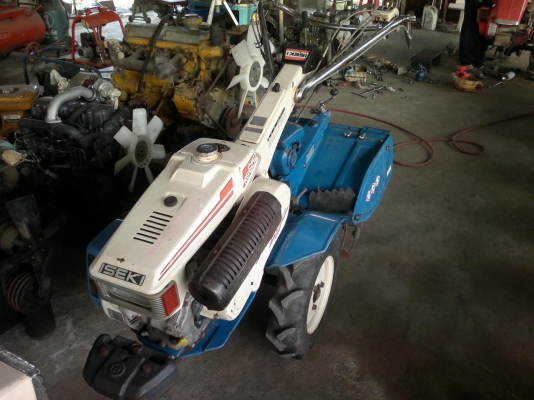 ขายรถไถพรวนดินแบบเดินตามเก่าญี่ปุ่นยี่ห้อ ISEKI ขนาด 7แรงม้าสภาพสวยพร้อมใช้งาน