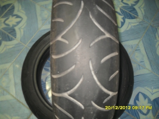 ขายยางใหญ่มือ2