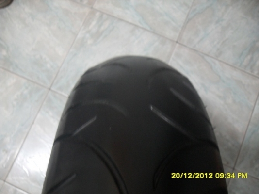 ขายยางใหญ่มือ2