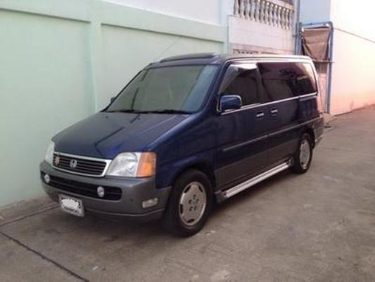 รถหรู รถครอบครัว รถเที่ยวปีใหม่