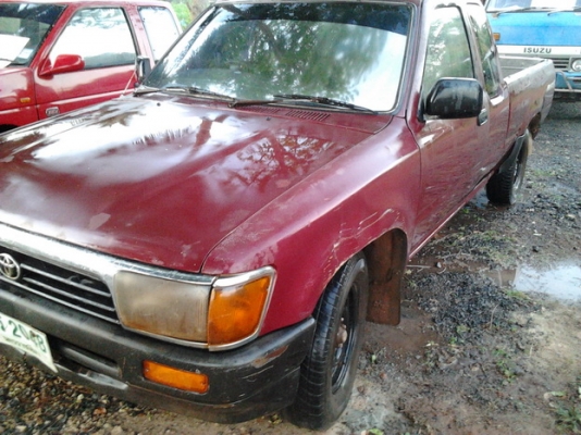 ขาย กระบะแค็ป ไมตี้เอ็กซ์ 2.5 ปี35/92 ทำโป่ง หน้า-หลัง เครื่อง2L 2.5 แน่นๆแห้งๆ ช่วงล่างดีไม่มีส่าย คัสซีสวย กระบะมีผุบ้างตามรูป ภายในดี เบาะไม่ขาด คอนโซลครบ แอร์ พ.ไม่เวอร์ หน้า-หลังเดิมๆ ไม่เคยชน ยางดี4เส้น สีไม่สวย มีแตก มีลอก ***ขายแล้วครับขอบคุณ Truc