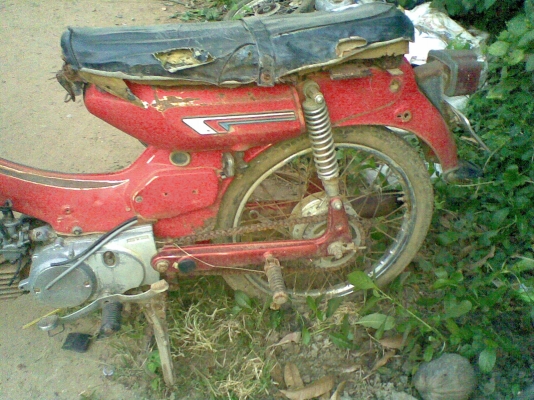 ธารนนทบุรี//ขาย yamaha y80 ราคา2,500บาท ไม่มีเล่มทะเบียน (ตามสภาพค่ะ) ธารนนทบุรี//ขาย yamaha y80 ราคา2,500บาท ไม่มีเล่มทะเบียน (ตามสภาพค่ะ)