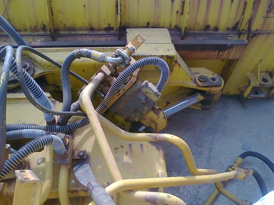 ขายด่วน!..ใบมีดดันหน้า ทั้งชุด รถตัก KOMATSU WA200-1 อะไหล่แท้ ญี่ปุ่น สภาพใหม่เอี่ยม.