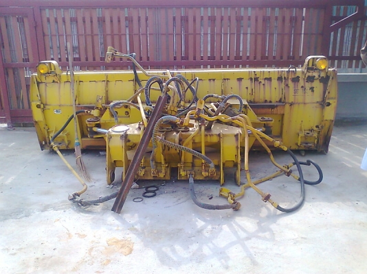 ขายด่วน!..ใบมีดดันหน้า ทั้งชุด รถตัก KOMATSU WA200-1 อะไหล่แท้ ญี่ปุ่น สภาพใหม่เอี่ยม.