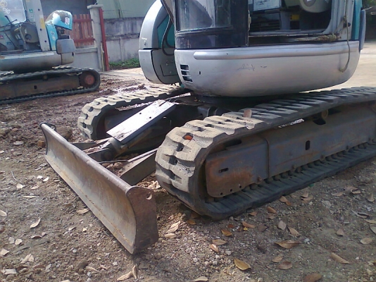 ขายด่วน!..รถแบคโฮ KOBELCO SK50 UR รถเก่าญี่ปุ่น สภาพสวย เอี่ยมๆ มีใบดันหน้า ปรับสภาพ พร้อมใช้งาน รับประกันความสวย.