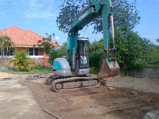 ขายด่วน!..รถแบคโฮ KOBELCO SK50 UR รถเก่าญี่ปุ่น สภาพสวย เอี่ยมๆ มีใบดันหน้า ปรับสภาพ พร้อมใช้งาน รับประกันความสวย.