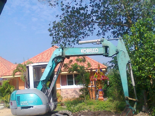 ขายด่วน!..รถแบคโฮ KOBELCO SK50 UR รถเก่าญี่ปุ่น สภาพสวย เอี่ยมๆ มีใบดันหน้า ปรับสภาพ พร้อมใช้งาน รับประกันความสวย.