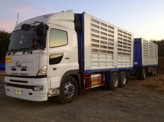 ขาย hino s700แม่2เพลาเบรคลม ลูก3คานรถปีเดียว ไม่ดั้ม