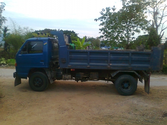 ขายด่วน!..รถหกล้อสวยเอี่ยม ISUZU NPR รถห้างปี 34 มีเกียร์สโลว์ มีทะเบียน มีภาษีครบ พร้อมแล้วสำหรับการลุยงาน ลุยเงิน!