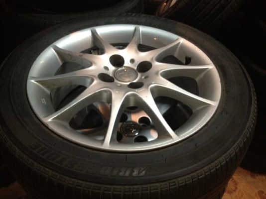 ขายแม็กซ์เดิมมือ2 Toyota Altis ขอบ16 4รู 100 พร้อมยางราคา 6500 บาท ราคาถูก