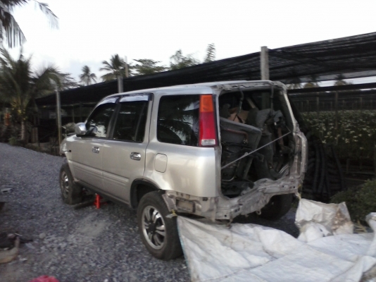 ขายซากรถอุบัติเหตุ ฮอนด้า CRV ปี1997...พร้อมเล่มทะเบียนบุคคล.