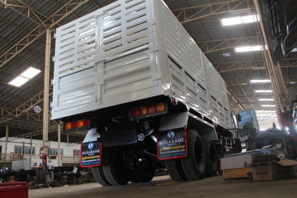 รับต่อกระบะบรรทุก ทุกชนิด กระบะดั้มดิน ดั้มคอกสูง กระบะคารืโก้ หาง ลูกพ่วง เทรลเลอร์ ก้างปลา โดยช่างที่มีประสบการณ์สูงกว่า 30 ปีได้มาตรฐานกรมขนส่งทางบก