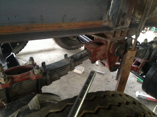 รับต่อกระบะบรรทุก ทุกชนิด กระบะดั้มดิน ดั้มคอกสูง กระบะคารืโก้ หาง ลูกพ่วง เทรลเลอร์ ก้างปลา โดยช่างที่มีประสบการณ์สูงกว่า 30 ปีได้มาตรฐานกรมขนส่งทางบก