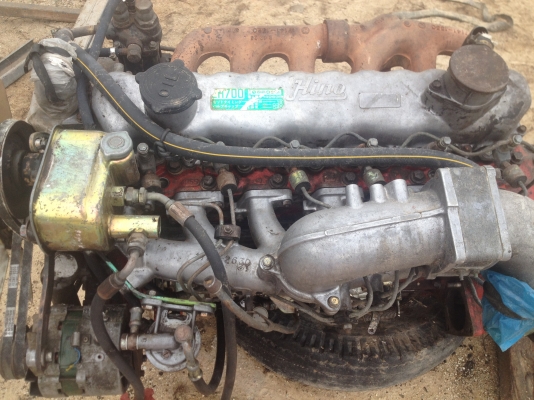 ขายเครื่องสิบล้อ ยี่ห้อ Hino รุ่น EH700 ขายเครื่องสิบล้อ ยี่ห้อ Hino รุ่น EH700