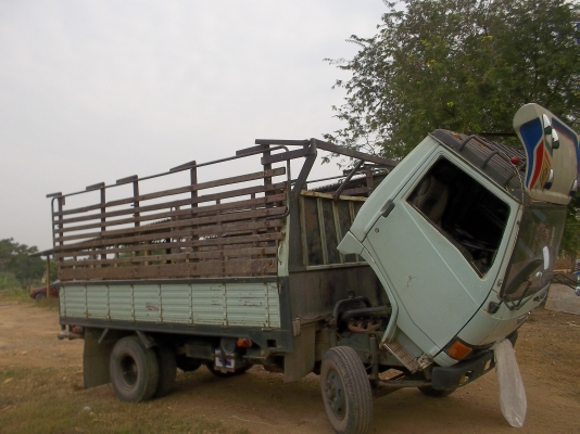 อยากขายลดราคาลงอีกฝากขายรถหกล้อฮีโน FB เครื่อง 4HF1 / 120แรง/เกียร์ร็อค175/Fหน้าFหลัง รถสวยสภาพพร้อมใช้