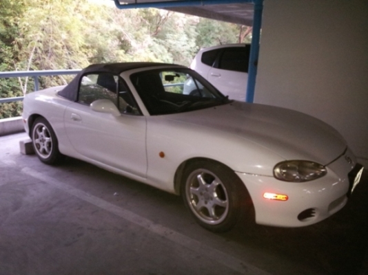 รถมือสองราคาถูก Mazda mx 5 เปิดประทุน สีขาว