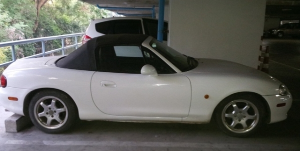 รถมือสองราคาถูก Mazda mx 5 เปิดประทุน สีขาว