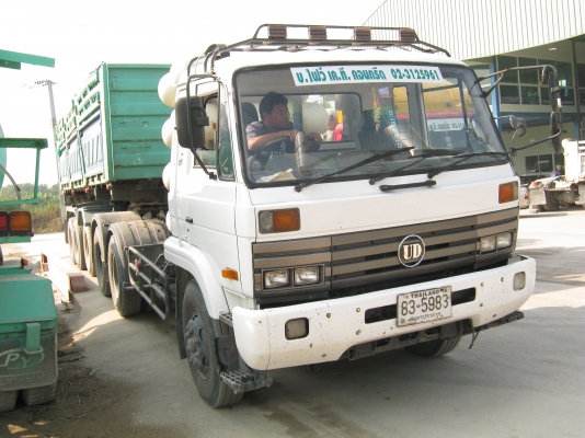 รถเทเลอร์ รุ่น CWM430HMR NISSAN (เฉพาะหัวลาก) ระบบ แก๊ส รถเทเลอร์ รุ่น CWM430HMR NISSAN (เฉพาะหัวลาก) ระบบ แก๊ส