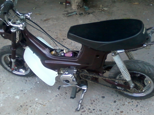 ต้องการขายรถชาลีและโมตาล