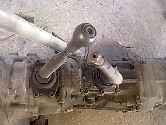 ขายเกียร์ โตโยต้า 65 โฟวิลแท้ติดรถ  5  สปีด  สวยๆแน่นๆ