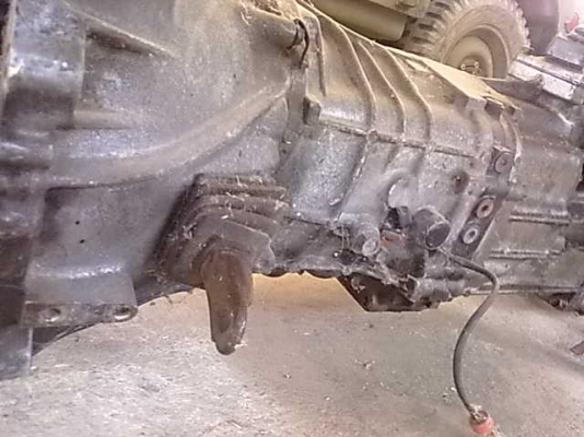 ขายเกียร์ โตโยต้า 65 โฟวิลแท้ติดรถ  5  สปีด  สวยๆแน่นๆ