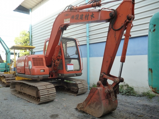 ขายด่วน KOBELCO SK60-3 สภาพพร้อมใช้งานได้เลยค่ะ เก่านอกราคาถูกสนใจติดต่อเจี๊ยบได้เลยค่ะ