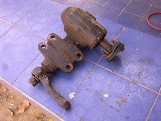 กระปุกพวงมาลัย big  m