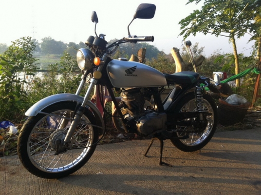 ขายcg125  สวยๆ 0848809220 no book เครื่องดีมากครับ 9900 กอ่นปีใหม่  poohรังสิต