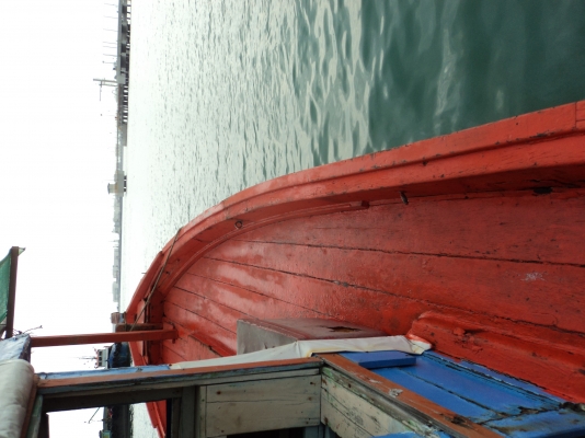 ขายเรือประมง ขนาด 5 วากว่า ท้องเรือหุ้มไฟเบอร์ไม่มีรั่ว ดาดฟ้าไม่รั่ว เครื่องยนต์ HINO EH700 6สูบ 175 แรงม้า มาดูเรือได้ครับอยู่ที่ มาบตาพุต ขายเรือประมง ขนาด 5 วากว่า ท้องเรือหุ้มไฟเบอร์ไม่มีรั่ว ดาดฟ้าไม่รั่ว เครื่องยนต์ HINO EH700 6สูบ 175 แรงม้า มาดูเรือได้ครับอยู่ที่ มาบตาพุต