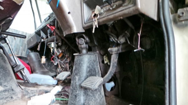 ISUZU 175 แรงม้า หัวเดิม เครื่องเปลี่ยน คัซซีจัมโบ้ สวยตลอดแนวค่ะ ISUZU 175 แรงม้า หัวเดิม เครื่องเปลี่ยน คัซซีจัมโบ้ สวยตลอดแนวค่ะ