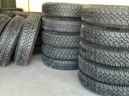 จำหน่ายยางหล่อดอกระบบ PRECURE (เย็น) และ รับหล่อดอกยาง สำหรับรถบรรทุก ด้วยดอกยางคุณภาพสูง