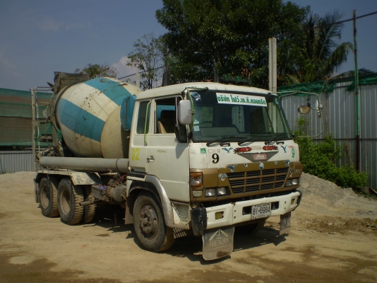 รถโม่ รุ่น FS270A ยี่ห้อ HINO บรรทุกเฉพาะกิจ (คอนกรีตผสมเหลว) ระบบ น้ำมัน