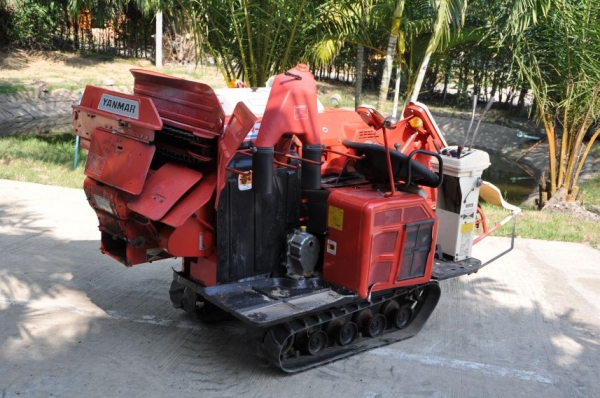 ขายรถเกี่ยว+นวด YANMAR TC550K สภาพสวยเดิมจากญี่ปุ่น ขายถูก54,000บาทเท่านั้น!!!