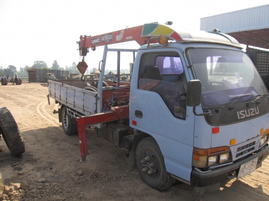 ขาย NKR58LX5 110 เครื่อง 4BE1 ติดเครน UNIC 2.5 TON ขาย NKR58LX5 110 เครื่อง 4BE1 ติดเครน UNIC 2.5 TON