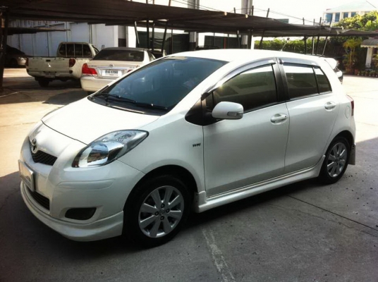 ขาย yaris E ปี 2011 ติด LPG ถังโดนัท versus ขาย yaris E ปี 2011 ติด LPG ถังโดนัท versus
