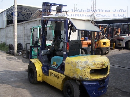 ขาย รถโฟล์คลิฟท์ KOMATSU รุ่น FD25C-14