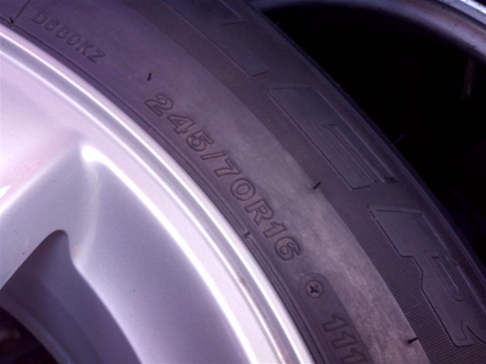 ขายล้อแม๊ก ฮ๊ซูซุ เดิมๆ ยางปี 2012  ขนาด 245/70/16