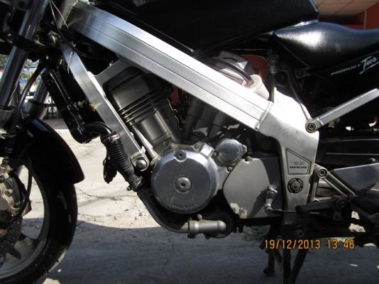 Honda boss 400 ทะเบียนแท้ สีเดิมญี่ปุ่น เครื่องแห้ง