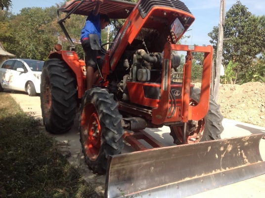 ขาย คูโบต้า M 5000 SU รถปี 52 รุ่นหลังคาส้มตัวสุดท้าย ทะเบียนพร้อม เจ้าของดูแลรถดี ขาย คูโบต้า M 5000 SU รถปี 52 รุ่นหลังคาส้มตัวสุดท้าย ทะเบียนพร้อม เจ้าของดูแลรถดี