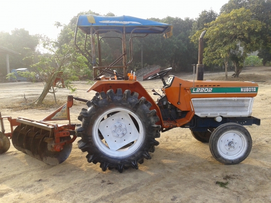 ขายรถไถคูโบต้า2202สภาพสวยมากๆ พร้อมใช้งานครับ