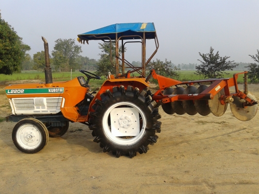 ขายรถไถคูโบต้า2202สภาพสวยมากๆ พร้อมใช้งานครับ