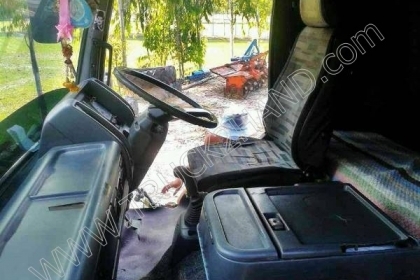 รถบรรทุก 6 ล้อดั๊มพ์ ยี่ห้อ HINO รุ่น สิงค์ไฮเทค