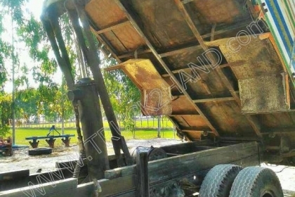 รถบรรทุก 6 ล้อดั๊มพ์ ยี่ห้อ HINO รุ่น สิงค์ไฮเทค