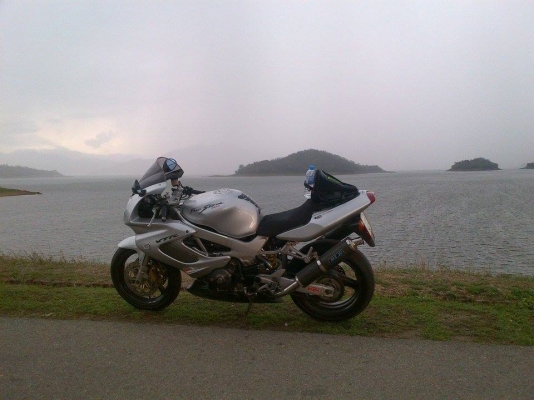 ขาย vtr 1000f  ปี99 ทะเบียน ยางเพิ่งเปลี่ยน ของเหลวถ่ายเปลี่ยนใหม่หมด