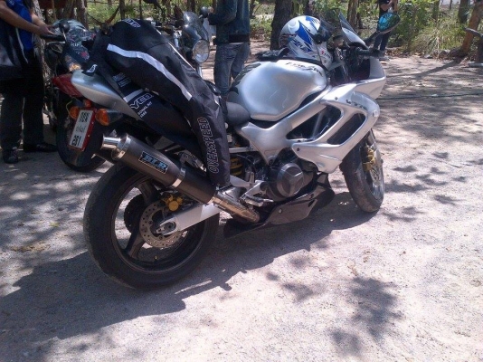 ขาย vtr 1000f  ปี99 ทะเบียน ยางเพิ่งเปลี่ยน ของเหลวถ่ายเปลี่ยนใหม่หมด